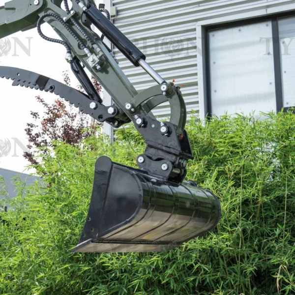 Leveling-Bucket-Attachment5-1.webp Leveling-Bucket-Attachment5-1.webp