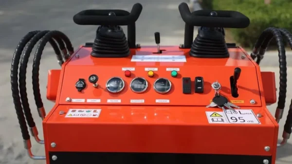 Mini-SkidSteer-Loader-Track-Wheel-Honda-EPA-Gas-22.1-HP3.webp Mini-SkidSteer-Loader-Track-Wheel-Honda-EPA-Gas-22.1-HP3.webp