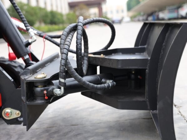 Skid-Steer-Loader-Bull-Dozer-Attachment-USA4-1.jpg Skid-Steer-Loader-Bull-Dozer-Attachment-USA4-1.jpg