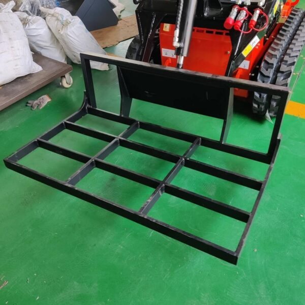 Skid-Steer-Loader-Land-Leveler-Attachment-USA-8-1.jpg Skid-Steer-Loader-Land-Leveler-Attachment-USA-8-1.jpg