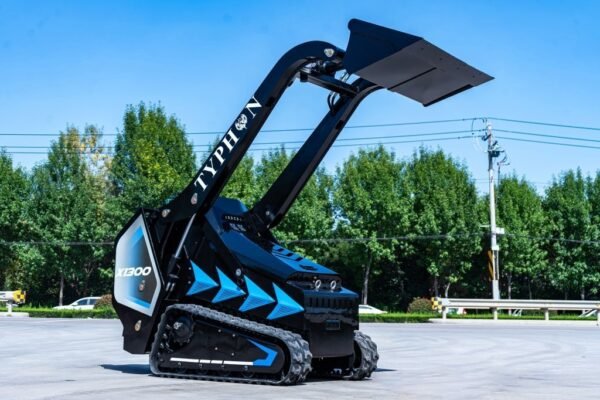 TYPHON-STOMP-X130012-1.jpg TYPHON-STOMP-X130012-1.jpg