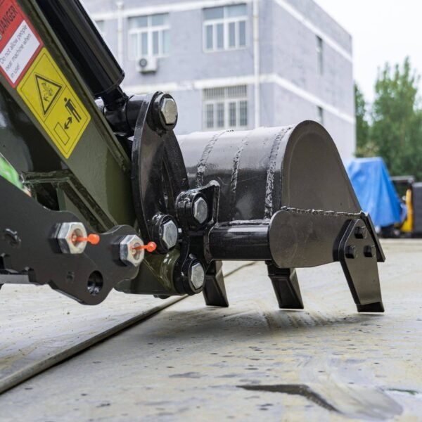TYPHON-TERROR-XIII-PRO-Mini-Excavator-20-scaled-1-1.jpg