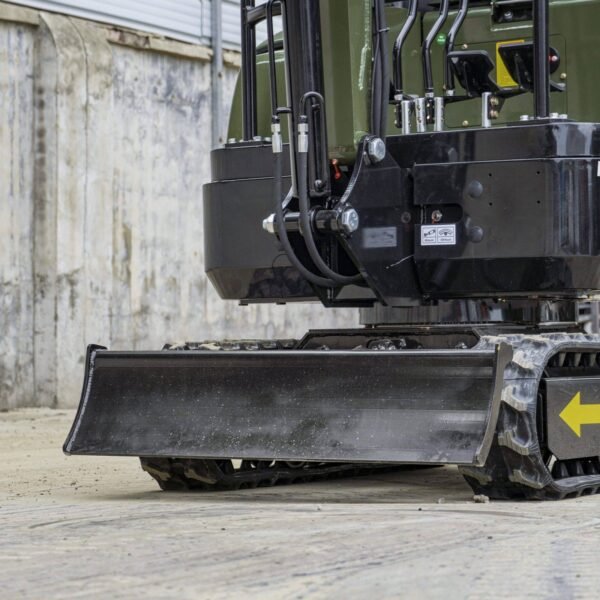 TYPHON-TERROR-XIII-PRO-Mini-Excavator-43-scaled-1-1.jpg