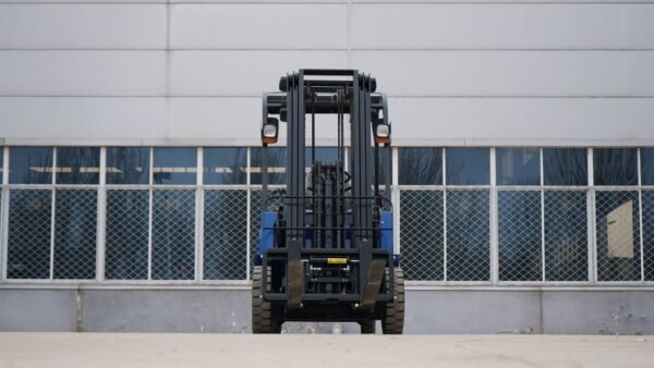 TYPHON-VIGOR-1.5-Blue-Electric-Forklift9-1.jpg TYPHON-VIGOR-1.5-Blue-Electric-Forklift9-1.jpg