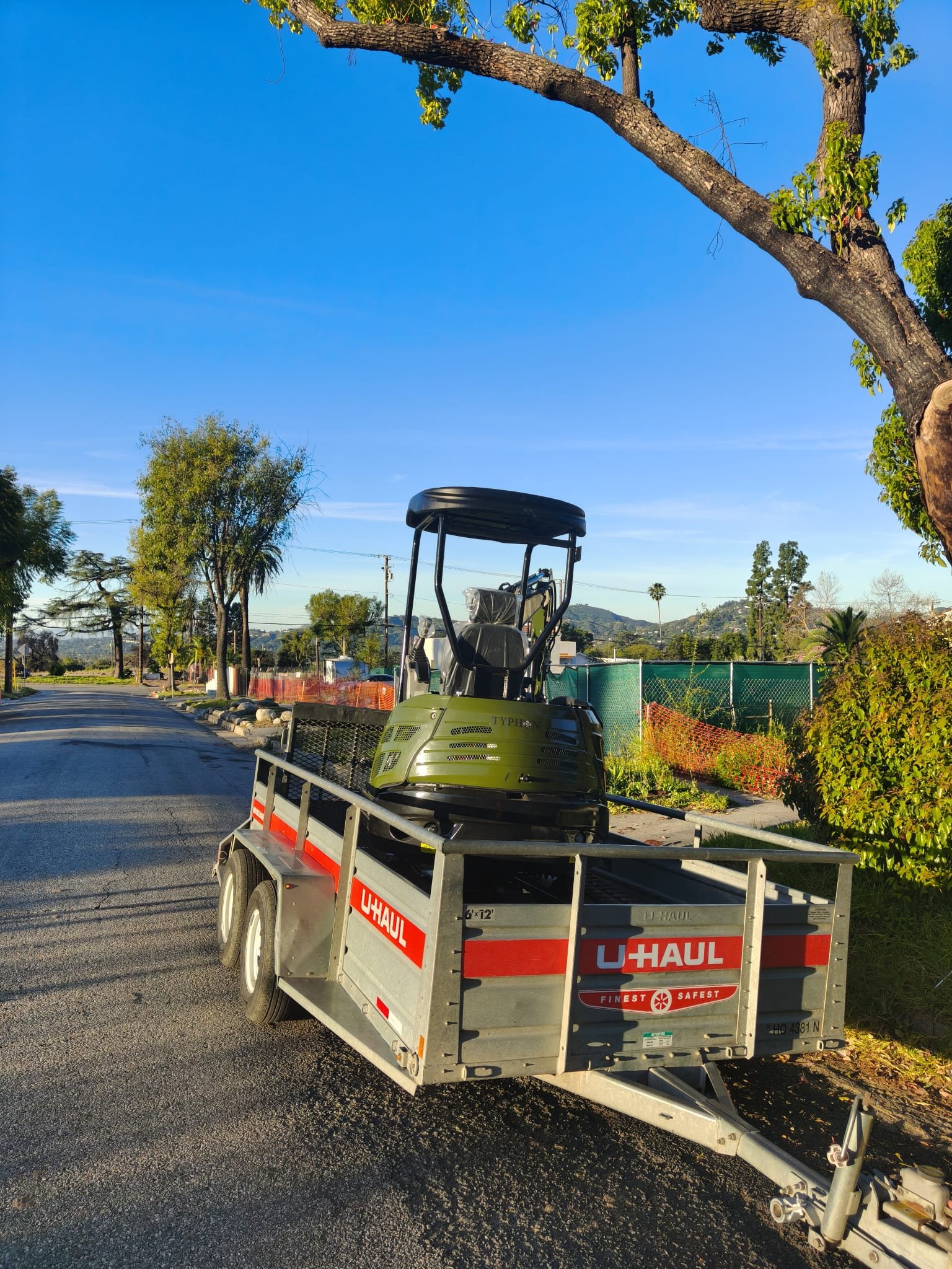Client compact equipment at a worksite